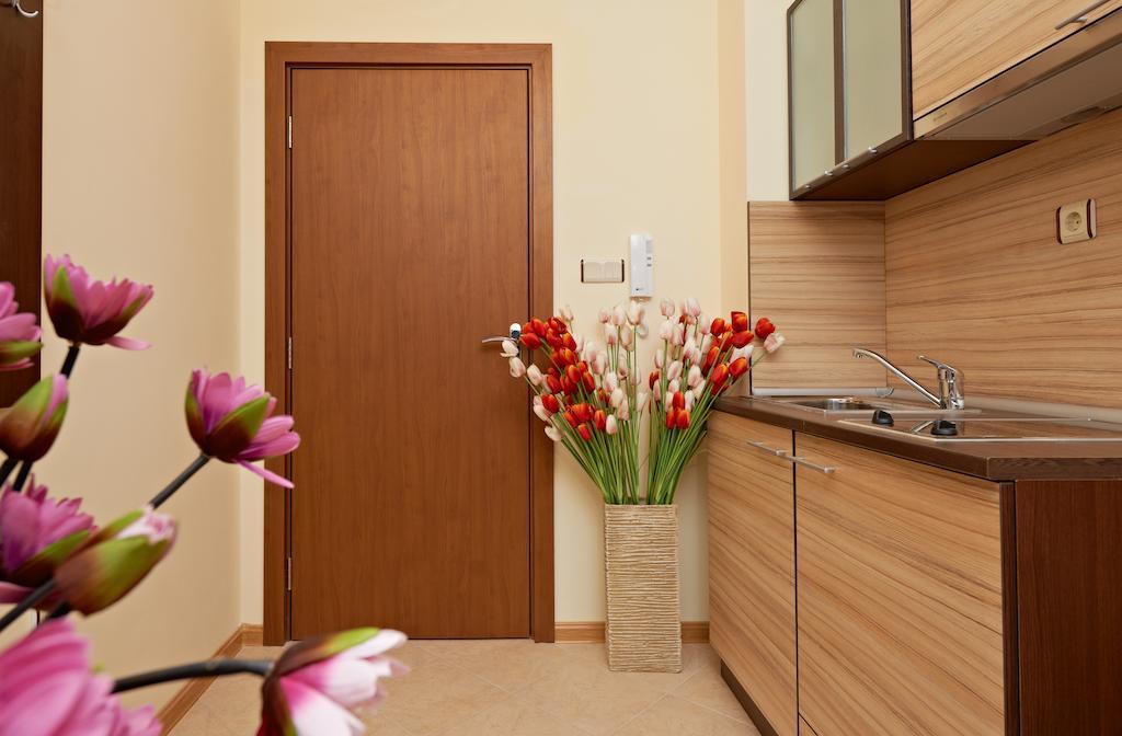 Stanny Court Aparthotel Несебр Номер фото