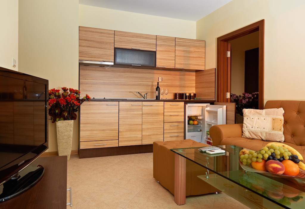 Stanny Court Aparthotel Несебр Номер фото