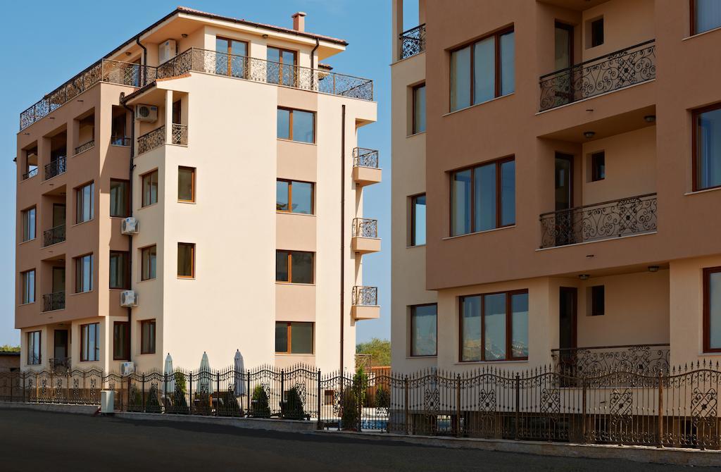 Stanny Court Aparthotel Несебр Экстерьер фото